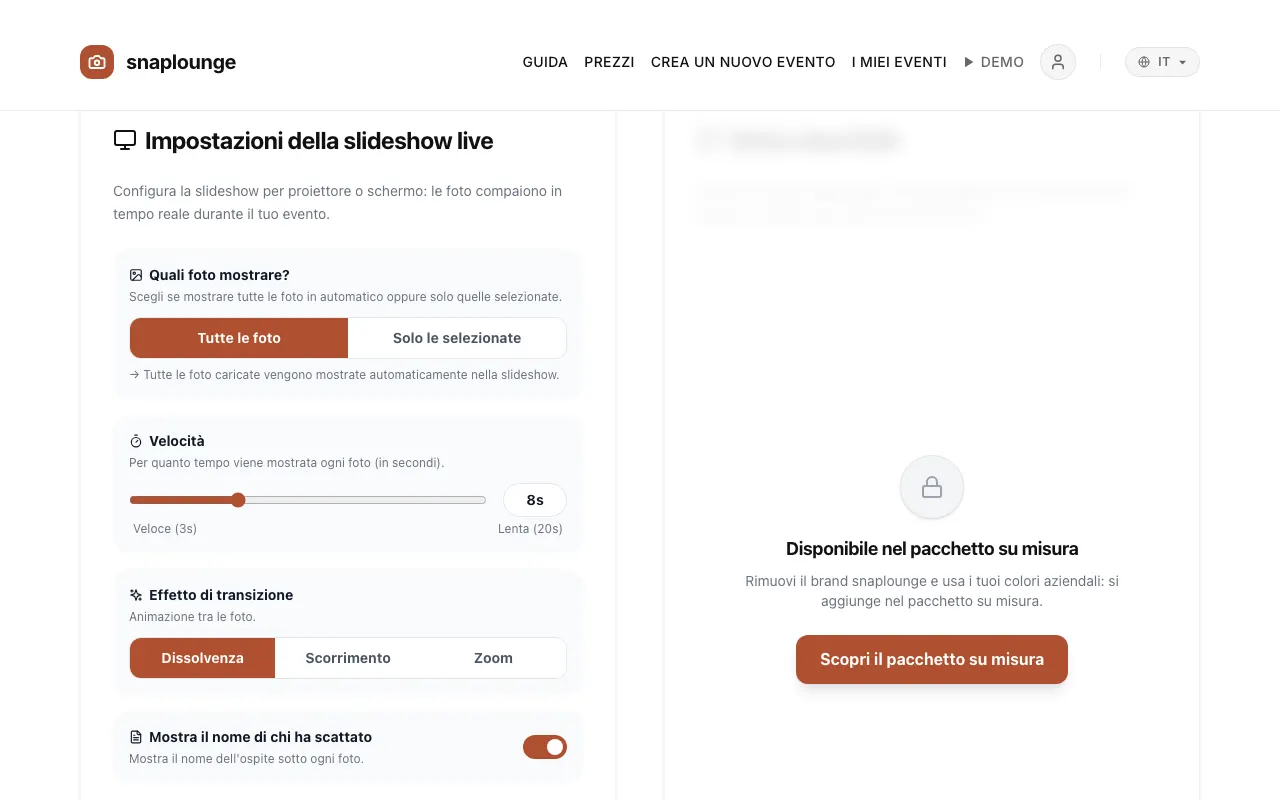 Immagine dall'app: Regoli tutto nella gestione dell'evento sotto «Impostazioni della slideshow live»: quali foto scorrono, velocità (3–20 secondi), transizione, nome del fotografo e codice QR visualizzato.